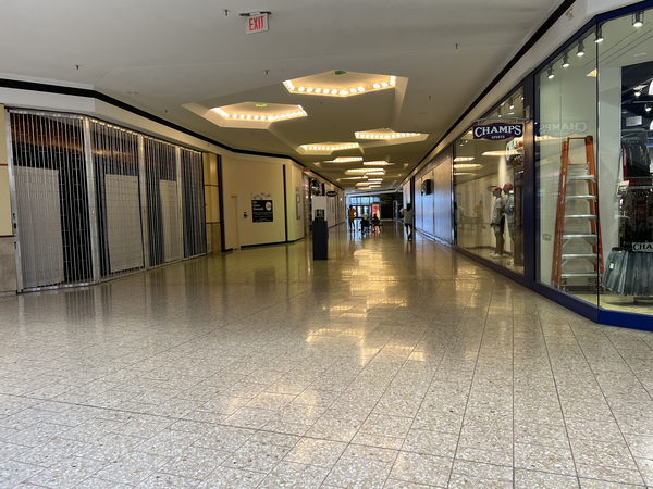 Lakeside Mall - July 22 2022